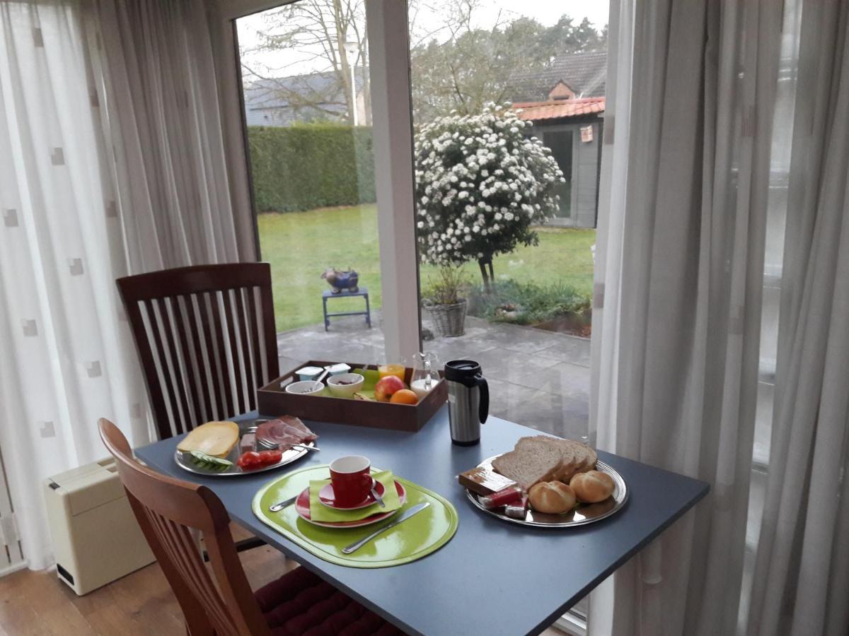 B&B 'T Gezellig Huizeke Zoersel Bagian luar foto
