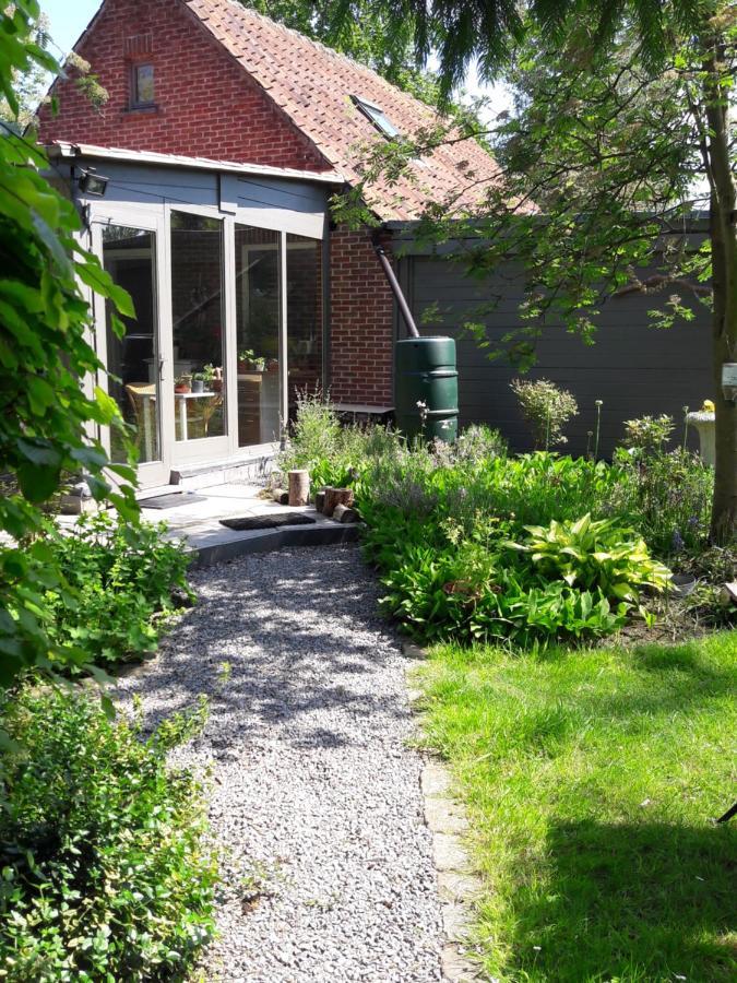 B&B 'T Gezellig Huizeke Zoersel Bagian luar foto